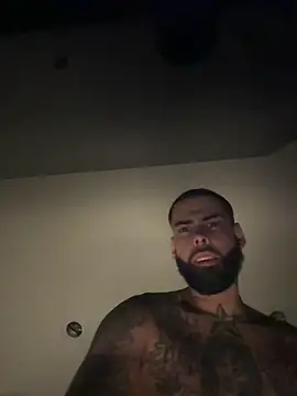 makeyoucum1716 online show from March 6, 2026, 2:39 am