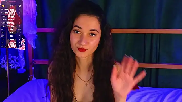 Snapshot of BettyMaldonado chatting on October 29, 2025, 9:08 am BettyMaldonado online show from October 29, 2025, 9:08 am