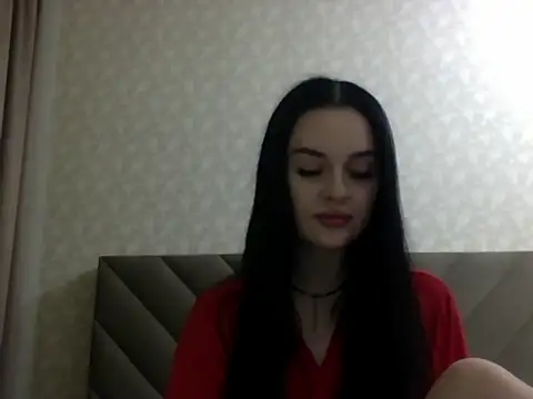 Lulii24 online show from February 5, 2026, 1:01 am