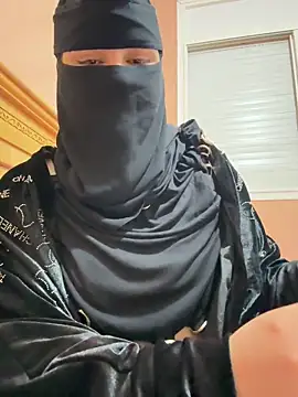 Snapshot of _Laiali_ chatting on October 9, 2025, 11:44 am Laiali online show from October 9, 2025, 11:44 am