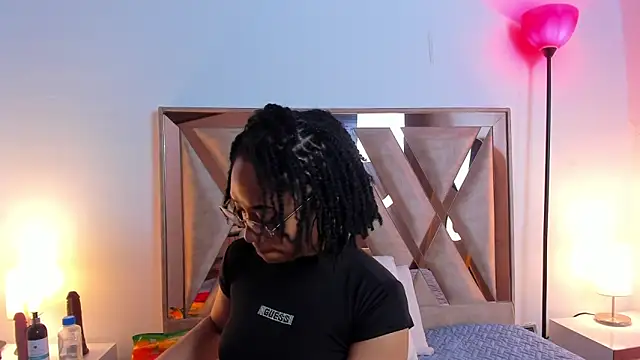 Snapshot of Katy_ortiiz chatting on February 16, 2026, 11:42 am Katy ortiiz online show from February 16, 2026, 11:42 am