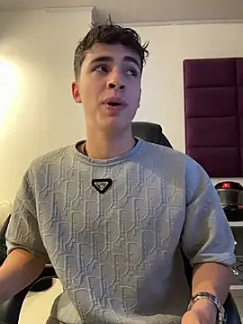 AdrianRinaldi online show from February 7, 2026, 8:06 pm