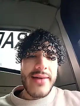 Snapshot of Rafael_Mendezz chatting on February 1, 2026, 8:51 pm Rafael Mendezz online show from February 1, 2026, 8:51 pm