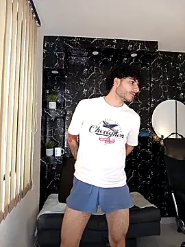 Snapshot of Rafael_Mendezz chatting on February 7, 2026, 8:50 pm Rafael Mendezz online show from February 7, 2026, 8:50 pm