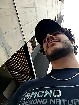 Snapshot of Rafael_Mendezz chatting on February 18, 2026, 4:14 pm Rafael Mendezz online show from February 18, 2026, 4:14 pm