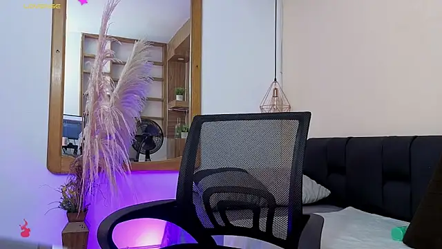 Snapshot of Rafael_Mendezz chatting on February 21, 2026, 8:33 pm Rafael Mendezz online show from February 21, 2026, 8:33 pm