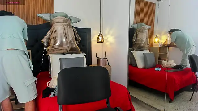 Hisoka 011 online show from October 14, 2025, 7:25 pm