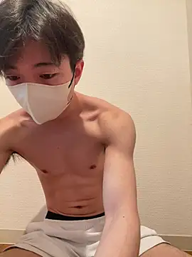 Yuma0718 online show from February 28, 2026, 2:44 am