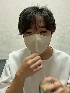 Yuma0718 online show from October 19, 2025, 3:09 am