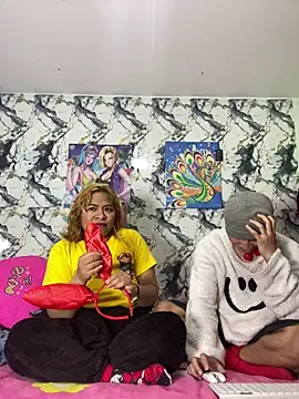 hot lady19 online show from October 25, 2025, 1:23 pm