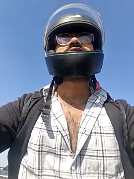 YoursThickDick online show from February 14, 2026, 4:45 am