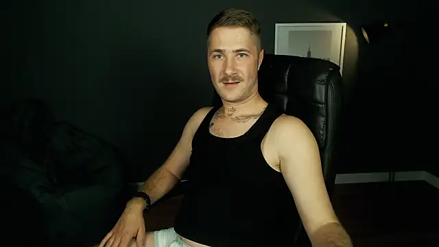Snapshot of Mr_At_ chatting on September 17, 2025, 7:10 am Mr At  online show from September 17, 2025, 7:10 am