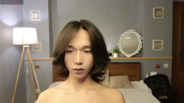 okerriella online show from October 15, 2025, 1:52 pm