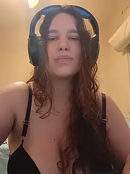 Mellhots2 online show from June 5, 2026, 11:54 pm