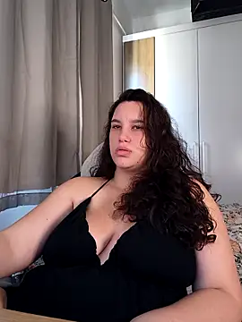 Mellhots2 online show from September 10, 2025, 1:32 pm