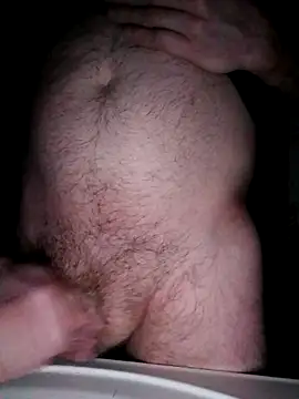 Lewisbbb online show from December 1, 2025, 8:26 am