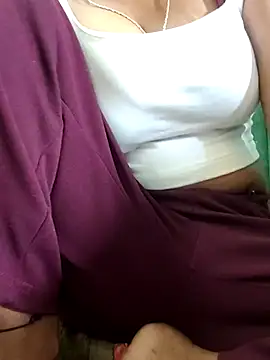 kissujaan online show from September 11, 2025, 5:51 am