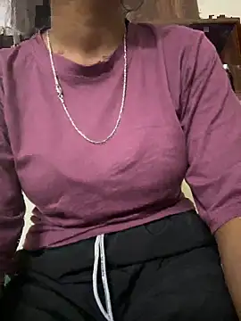 kissujaan online show from September 16, 2025, 3:02 pm