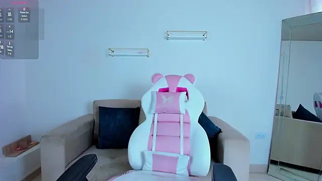 Snapshot of april_smiith chatting on February 17, 2026, 12:13 pm april smiith online show from February 17, 2026, 12:13 pm