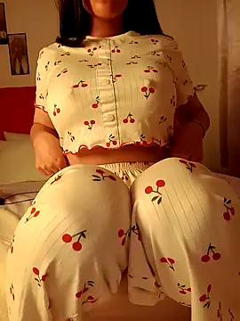 OnlyRima online show from October 18, 2025, 10:34 pm