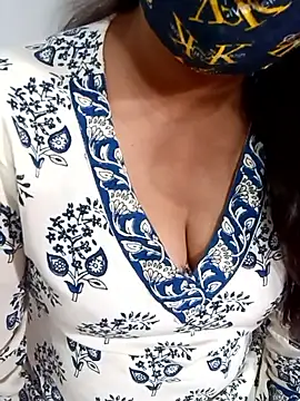 Snapshot of Indian_cat23 chatting on October 25, 2025, 5:13 pm Indian cat23 online show from October 25, 2025, 5:13 pm