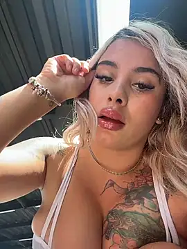 YouCandiSumisa online show from April 4, 2026, 6:36 pm