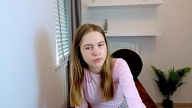 Spicy Lexi online show from May 18, 2026, 6:40 am