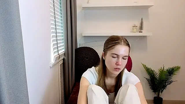 Spicy Lexi online show from June 3, 2026, 6:36 am