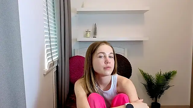 Spicy Lexi online show from May 14, 2026, 12:46 pm