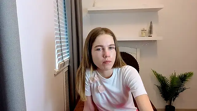 Spicy Lexi online show from June 1, 2026, 6:46 am
