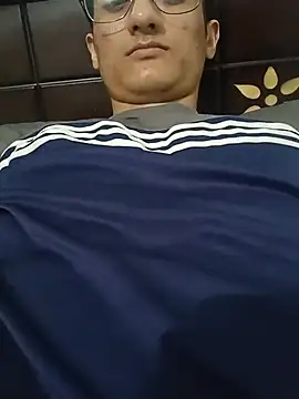 Yourrambo online show from July 21, 2026, 6:37 am