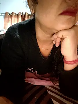 Snapshot of CUTE-PX chatting on January 17, 2026, 3:32 am CUTE-PX online show from January 17, 2026, 3:32 am