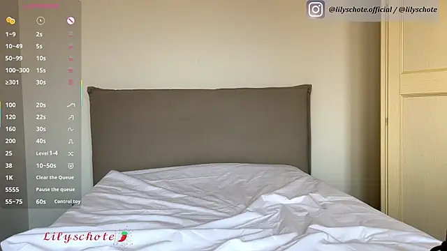 Snapshot of lilyofficial chatting on March 29, 2026, 1:13 pm lilyofficial online show from March 29, 2026, 1:13 pm