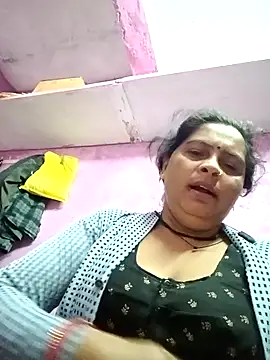 Hot komal1 online show from November 22, 2025, 10:41 pm