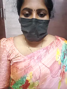 Snapshot of vasundhara26 chatting on November 14, 2025, 8:34 pm vasundhara26 online show from November 14, 2025, 8:34 pm