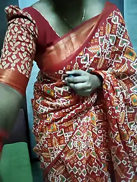 Snapshot of vasundhara26 chatting on December 18, 2025, 9:51 pm vasundhara26 online show from December 18, 2025, 9:51 pm