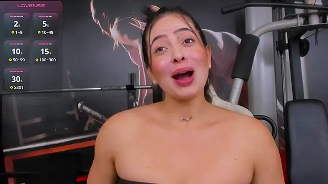 AlaskaAmato online show from October 28, 2025, 7:13 pm