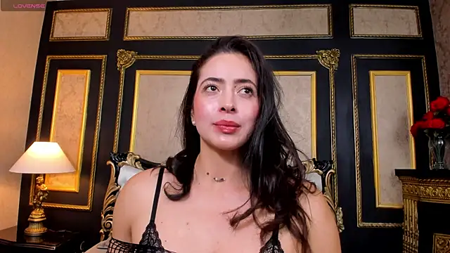 AlaskaAmato online show from November 7, 2025, 7:40 pm