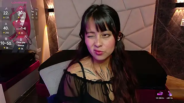 sophiaa 7 online show from October 23, 2025, 11:31 am