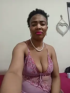 SEXYMOANSXX online show from July 23, 2026, 6:11 am