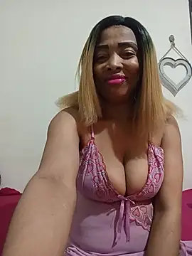 SEXYMOANSXX online show from July 24, 2026, 6:09 am