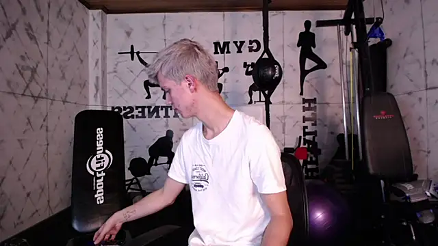 nicktorn online show from October 20, 2025, 12:06 pm