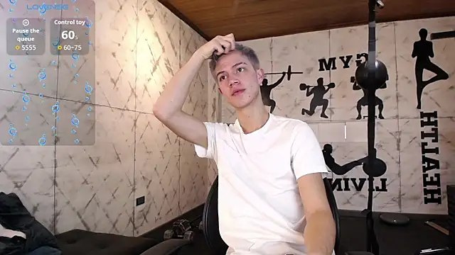 nicktorn online show from October 11, 2025, 11:44 am