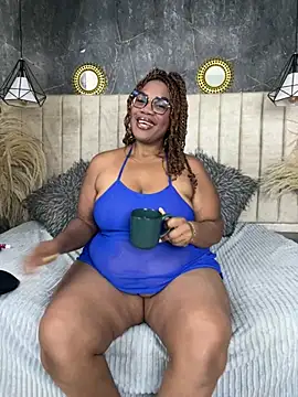 Snapshot of aranzzalatin chatting on July 19, 2026, 12:13 pm aranzzalatin online show from July 19, 2026, 12:13 pm