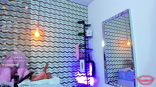 Snapshot of KIMMARSHALL1 chatting on March 9, 2026, 10:46 pm KIMMARSHALL1 online show from March 9, 2026, 10:46 pm