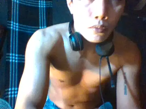 hell1212 25 online show from February 22, 2026, 5:03 pm