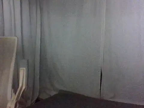 Snapshot of hell1212_25 chatting on August 6, 2026, 1:17 pm hell1212 25 online show from August 6, 2026, 1:17 pm