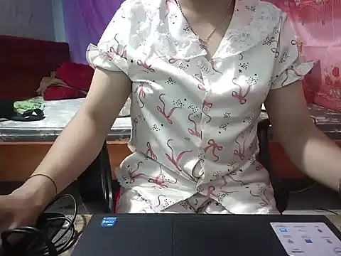 Snapshot of Xue_weng chatting on March 27, 2026, 12:28 pm Xue weng online show from March 27, 2026, 12:28 pm