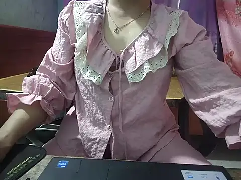 Xue weng online show from June 4, 2026, 7:13 am