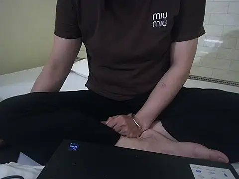 Xue weng online show from June 15, 2026, 9:58 pm